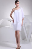 Chic White One-shoulder Homecoming Dress