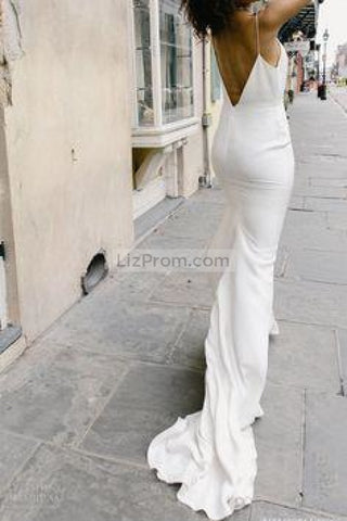 products/White_V-neck_Train_Mermaid_Evening_Prom_Dress_With_Spaghetti_Straps1_729.jpg